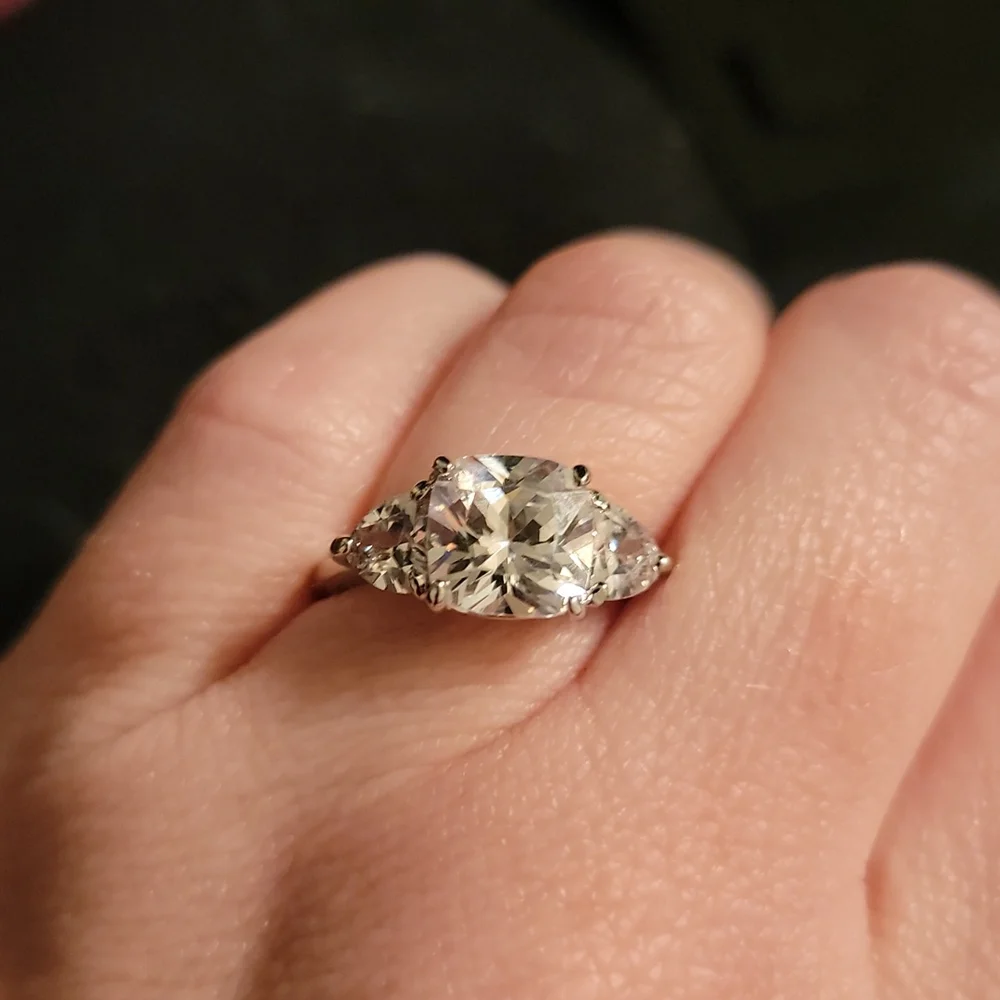 Ring - Picture 7 of 8